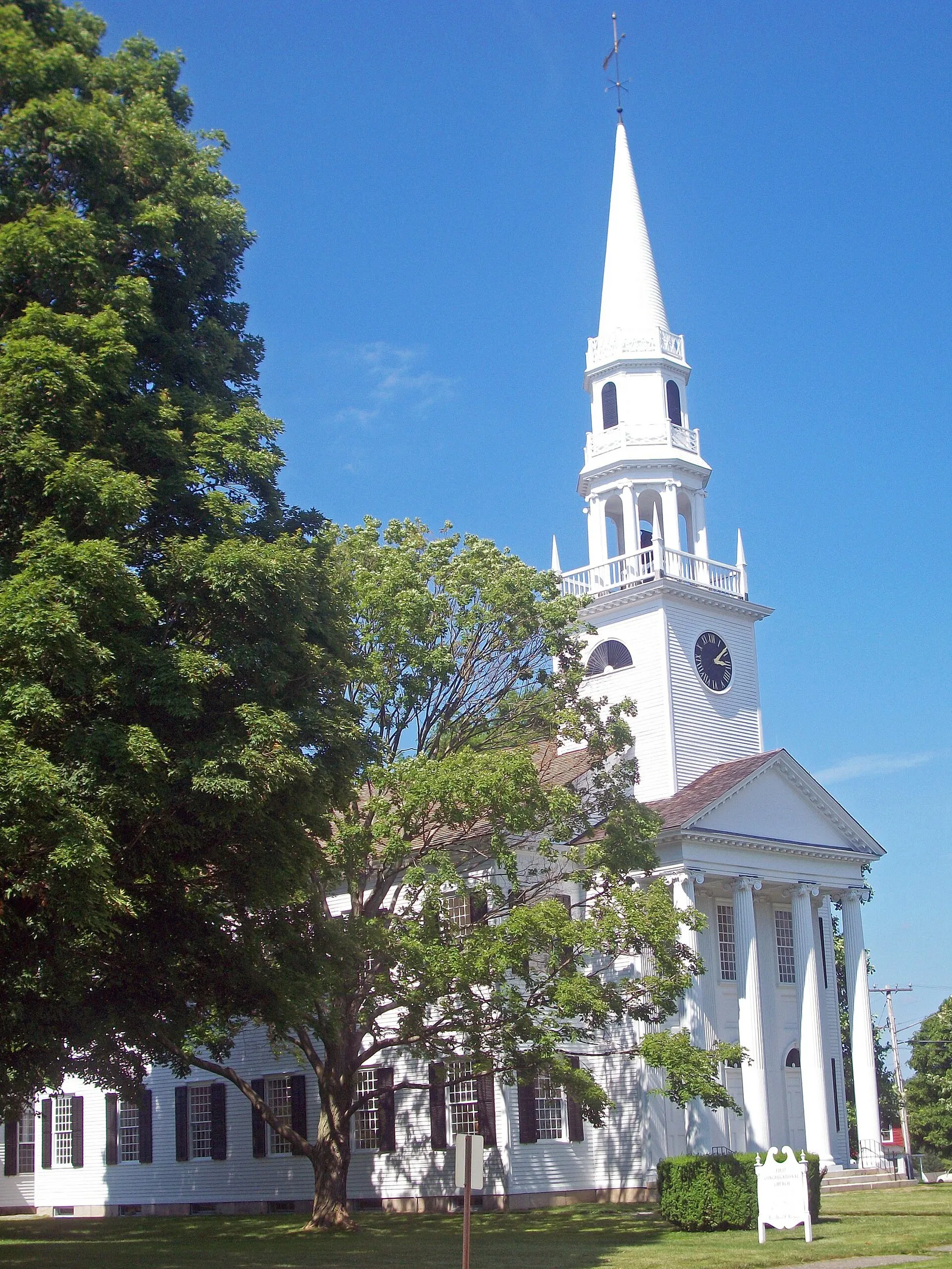 First Congregational Church, Litchfield, a Litchfield County, CT landmark